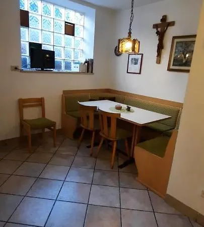 Ferienwohnung Hof am Brunnen Girlan Exterior foto