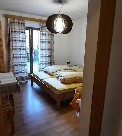 Ferienwohnung Hof am Brunnen Girlan Exterior foto