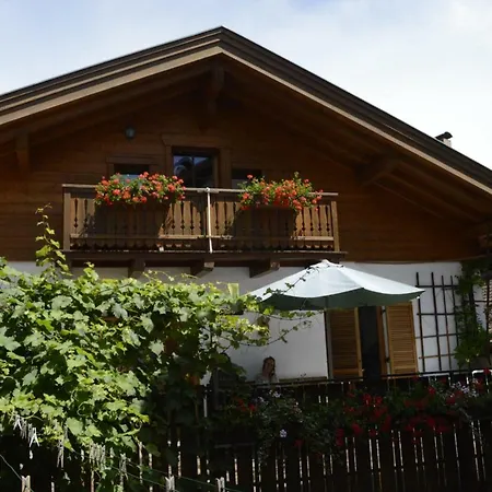 Ferienwohnung Hof am Brunnen Girlan Exterior foto